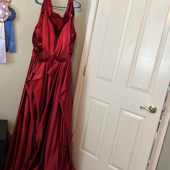 Prom/ Pageant Dress - Picture 3 of 3